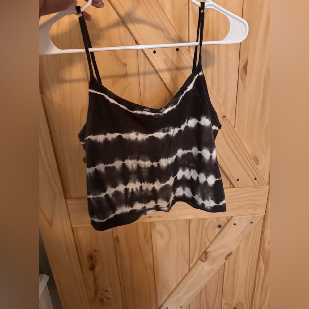 Black and white striped cropped tank top